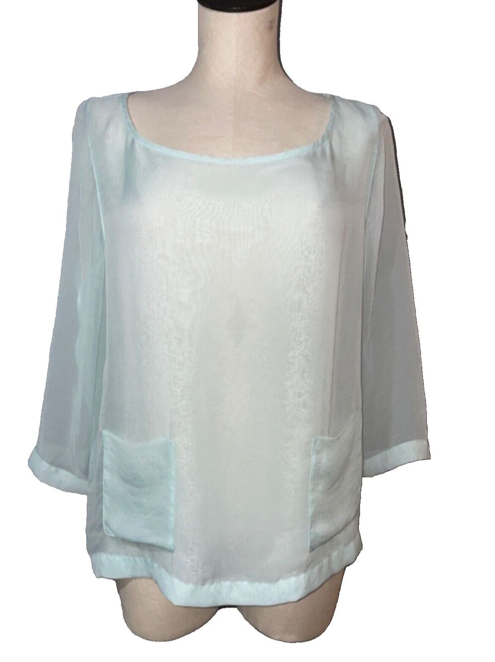 Club Monaco Women’s Mint Green Organza Tunic Top size L Scoop Neck Patch Pockets